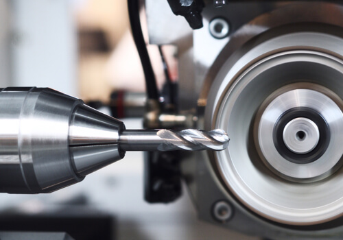 Service + Nachschleifen